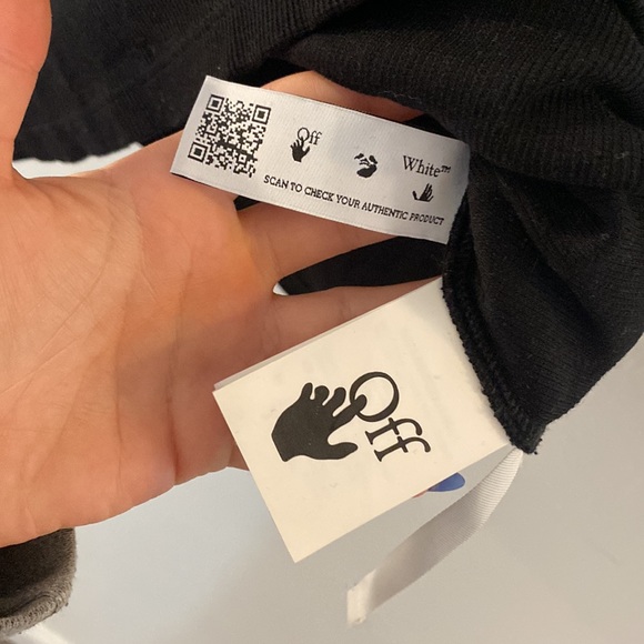 SOLD Authentic Off-White “Main Basic Ribbed T-Shirt” - Picture 8 of 10